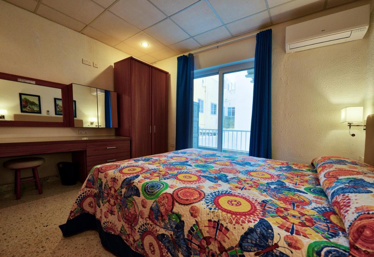 Beachfront With Seaviews Apartment No56 Award Winner Unbeatable Location For Closeness To The Sea Ideal For Guests Looking For Winter Spring And Autumn Breaks In Sunny Malta Also Ideal For Coastal Hikers Mellieħa Exterior foto
